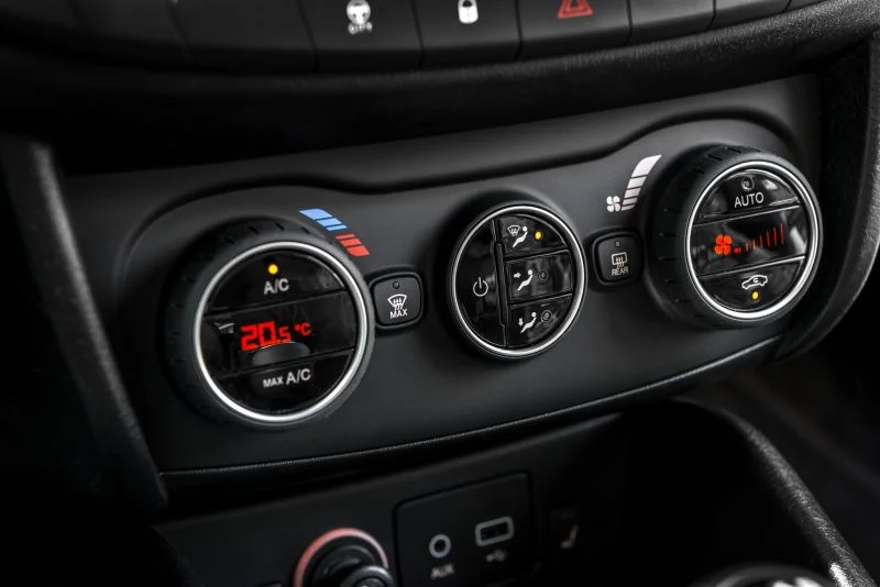 Fiat Tipo 1.3 (95 Hp)2016 - 2018 thumbnail 18