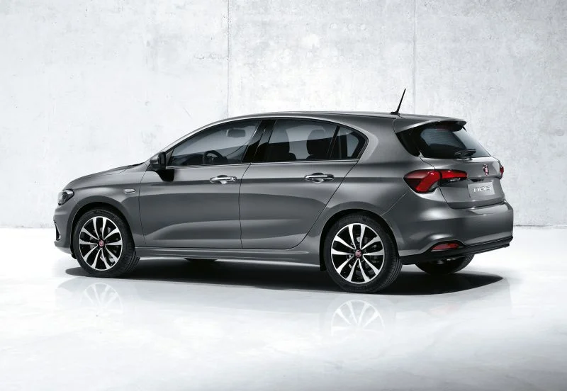 Fiat Tipo 1.3 (95 Hp)2016 - 2018 thumbnail 4