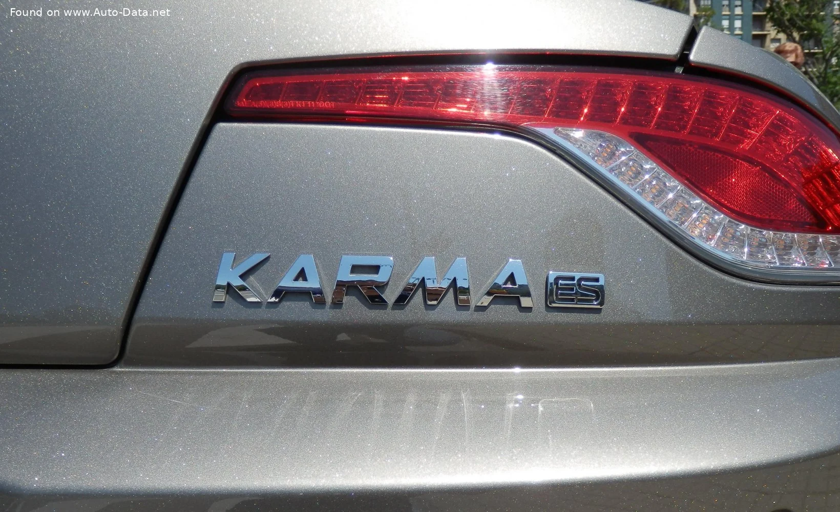 Fisker Karma 2.0 (408 Hp) Plug-in Hybrid2011 - 2012 thumbnail 10