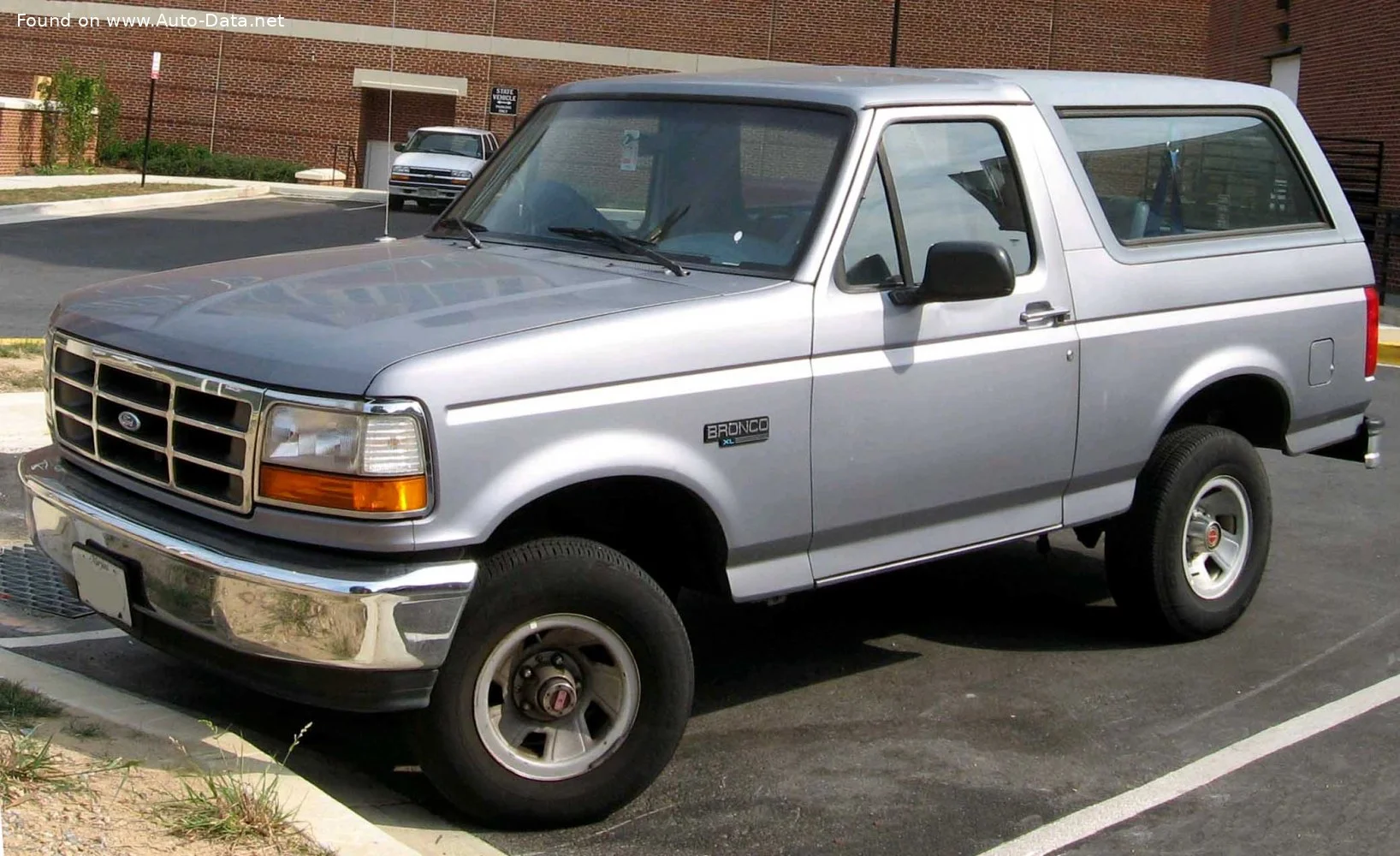 Ford Bronco 4.9 (147 Hp) AWD1992 - 1996 - 1