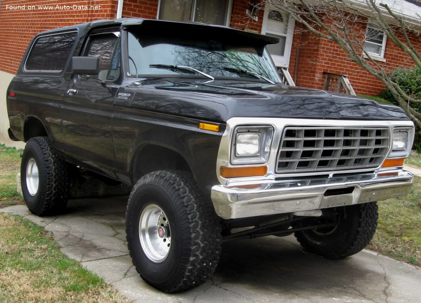 Ford Bronco 5.8 V8 (160 Hp) AWD1978 - 1979 thumbnail 4