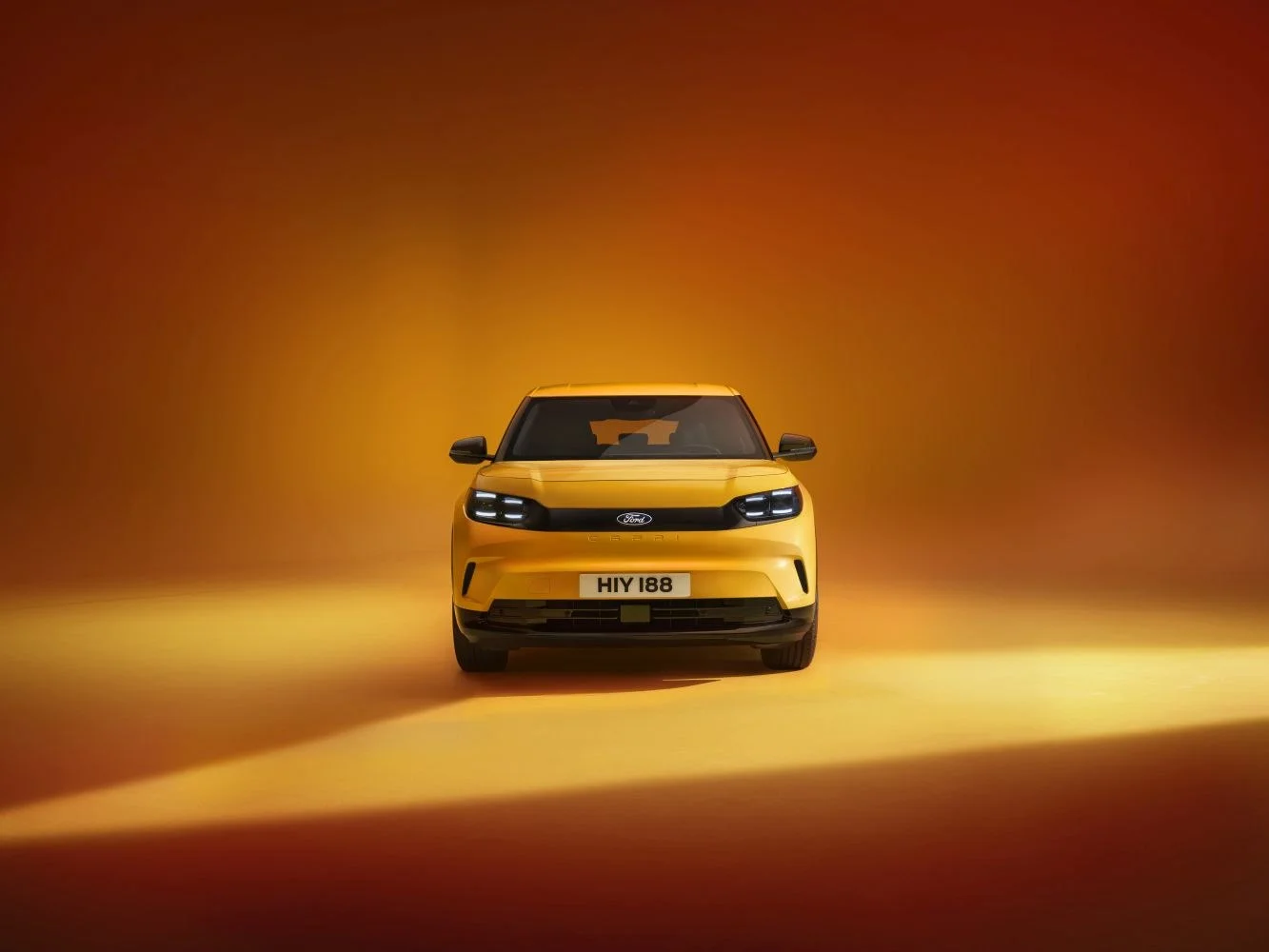 Ford Capri EV 52 kWh (170 Hp) Standard Range2024 - thumbnail 4