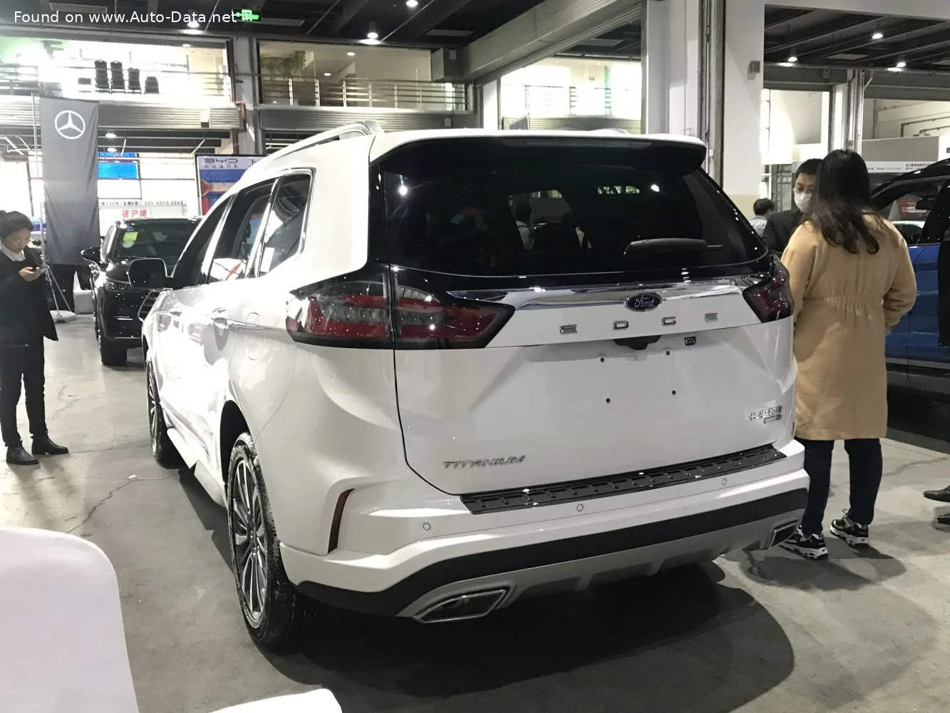 Ford Edge 2.0 EcoBoost (245 Hp) Automatic2021 - 2023 thumbnail 3