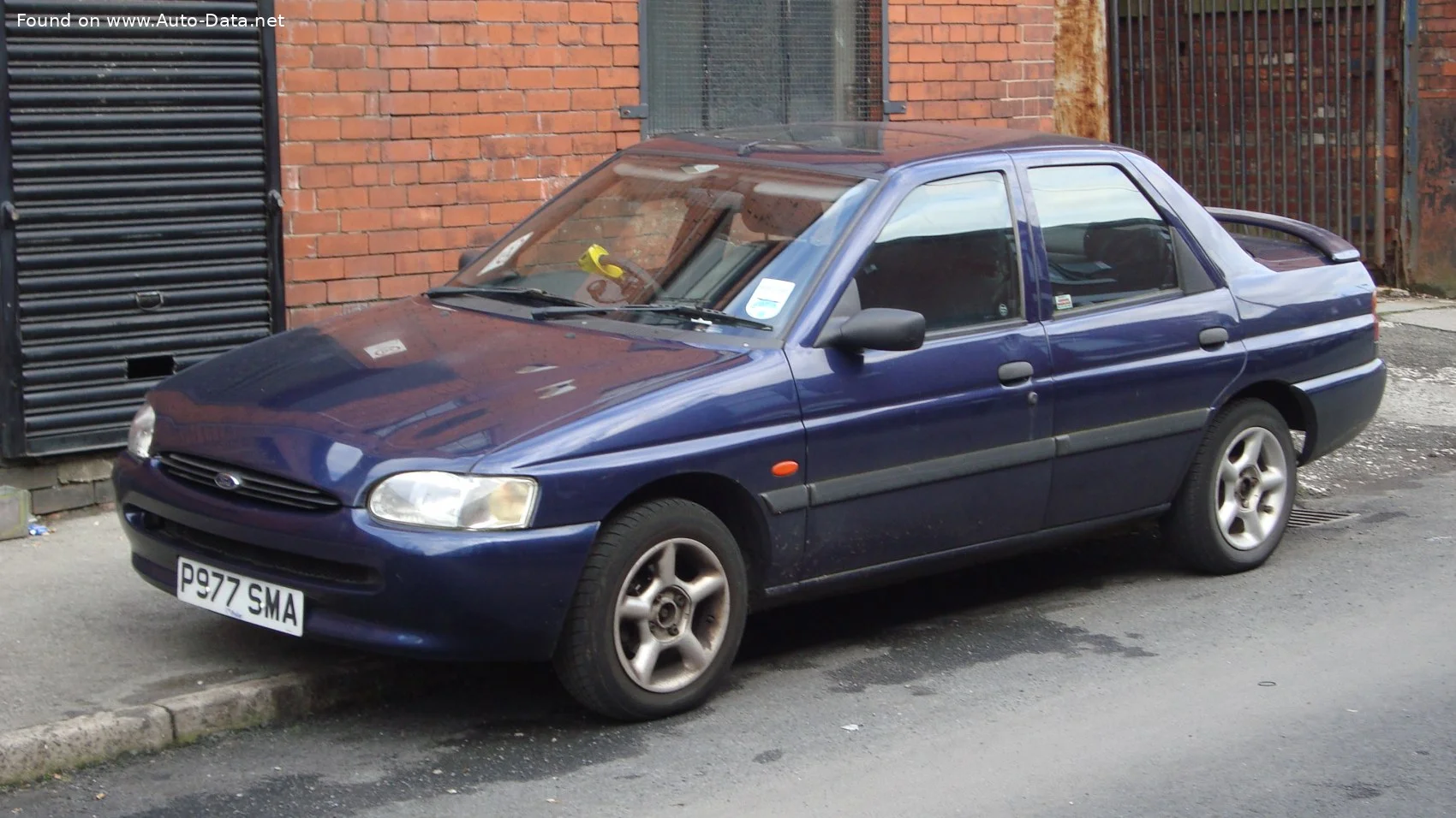 Ford Escort 1.3 i (60 Hp)1995 - 1996 thumbnail 3