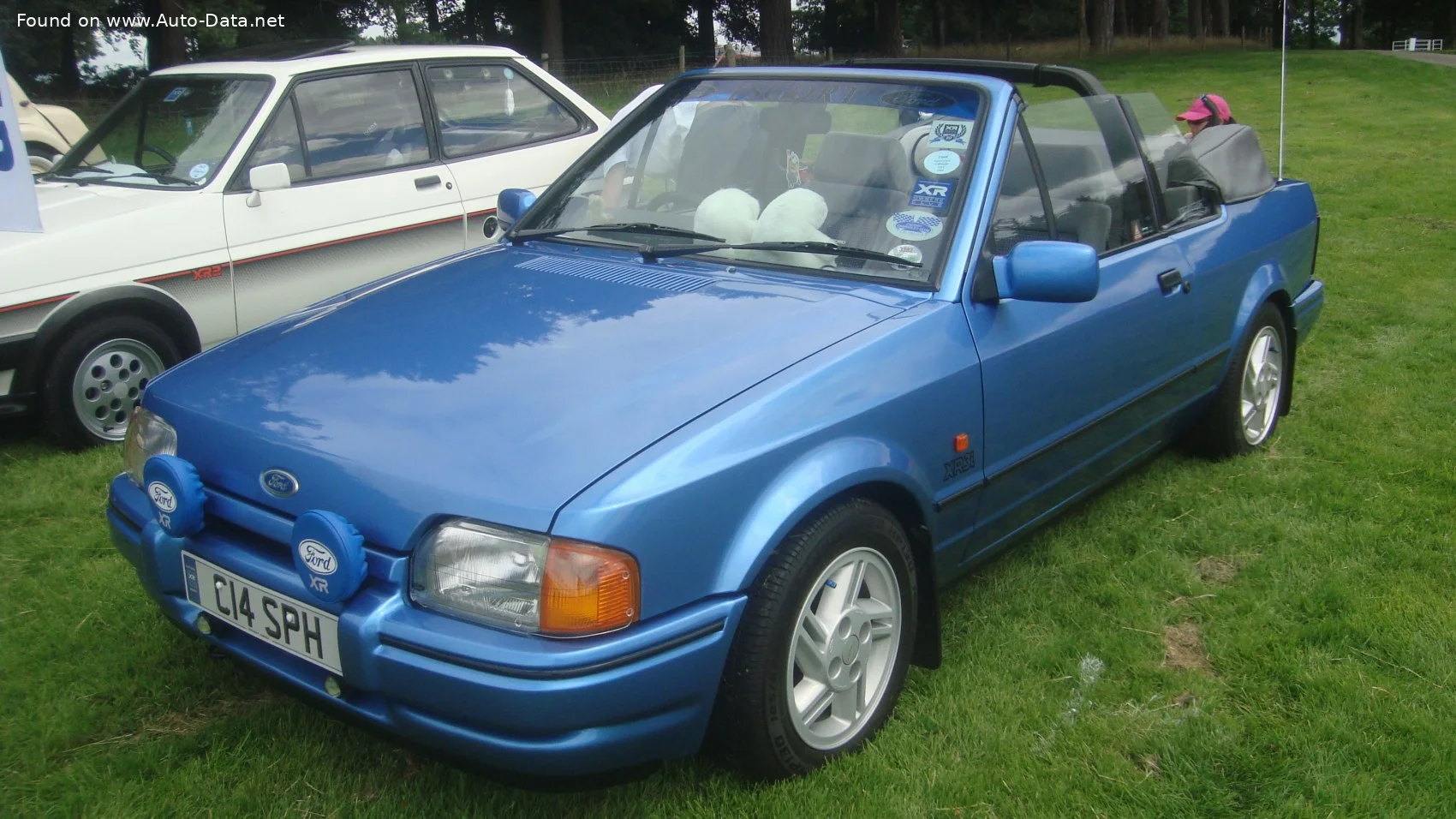 Ford Escort 1.4 (73 Hp)1987 - 1990 thumbnail 2