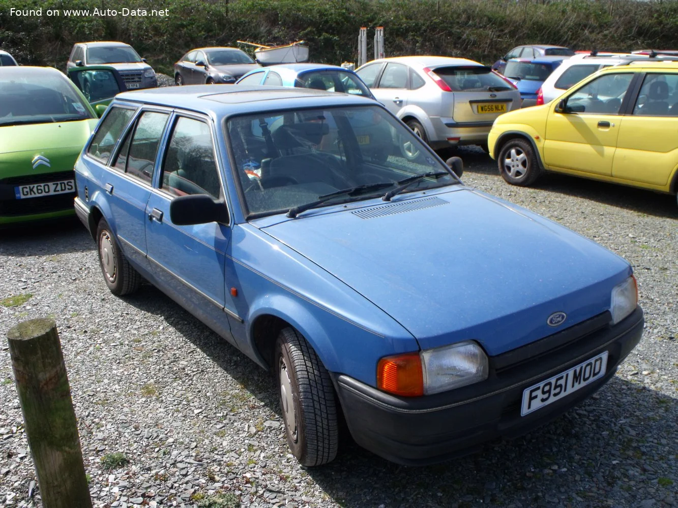 Ford Escort 1.1 (50 Hp)1983 - 1985 thumbnail 3