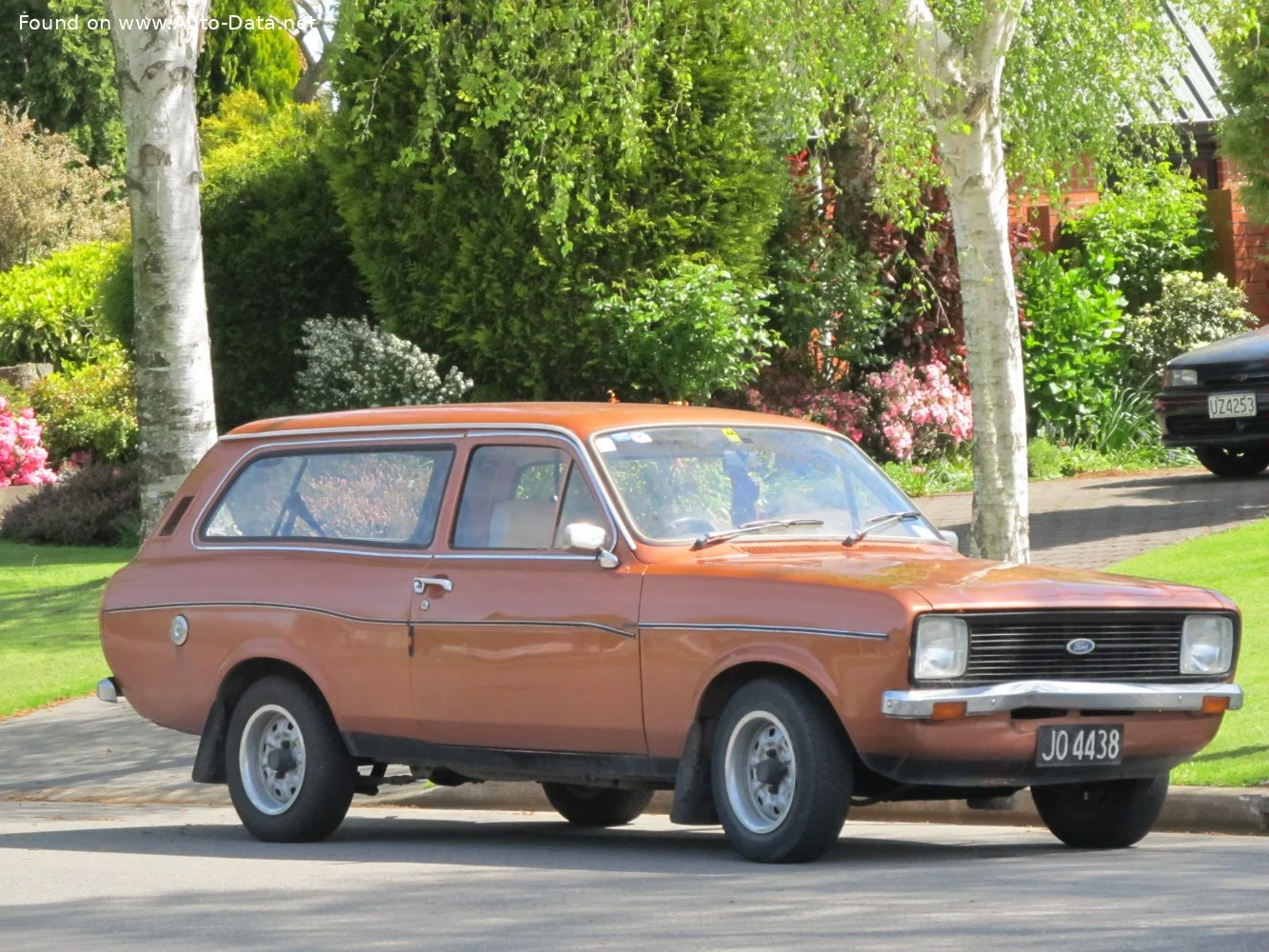 Ford Escort 1.3 (BADR) (54 Hp)1976 - 1981 - 1
