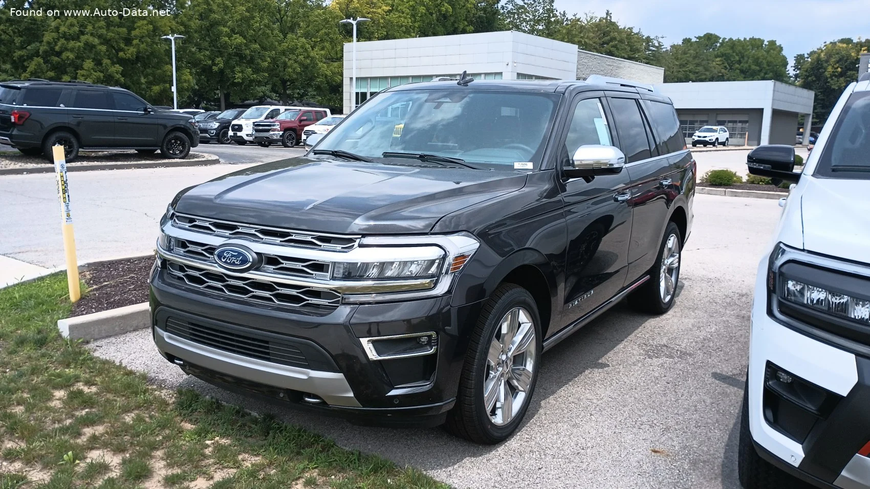 Ford Expedition 3.5 EcoBoost V6 (380 Hp) 4x4 SelectShift2021 - 2024 thumbnail 6