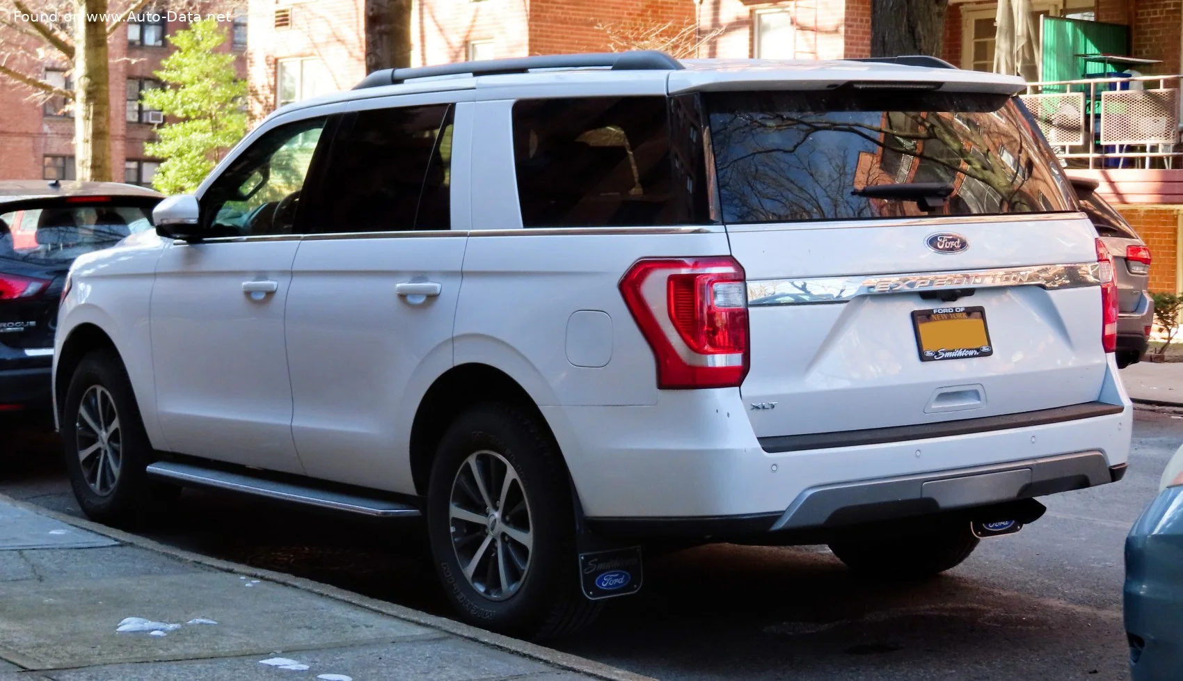 Ford Expedition 3.5 EcoBoost V6 (375 Hp) 4x4 Automatic2017 - 2021 thumbnail 4