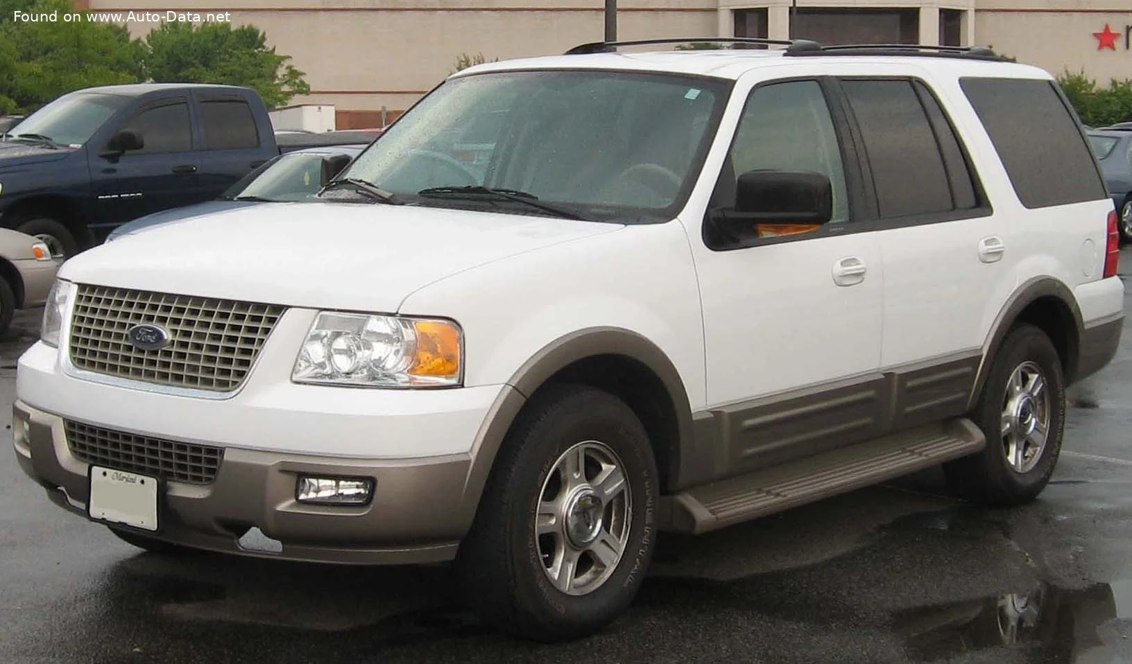 Ford Expedition 4.6 i V8 16V (235 Hp)2003 - 2004 thumbnail 2