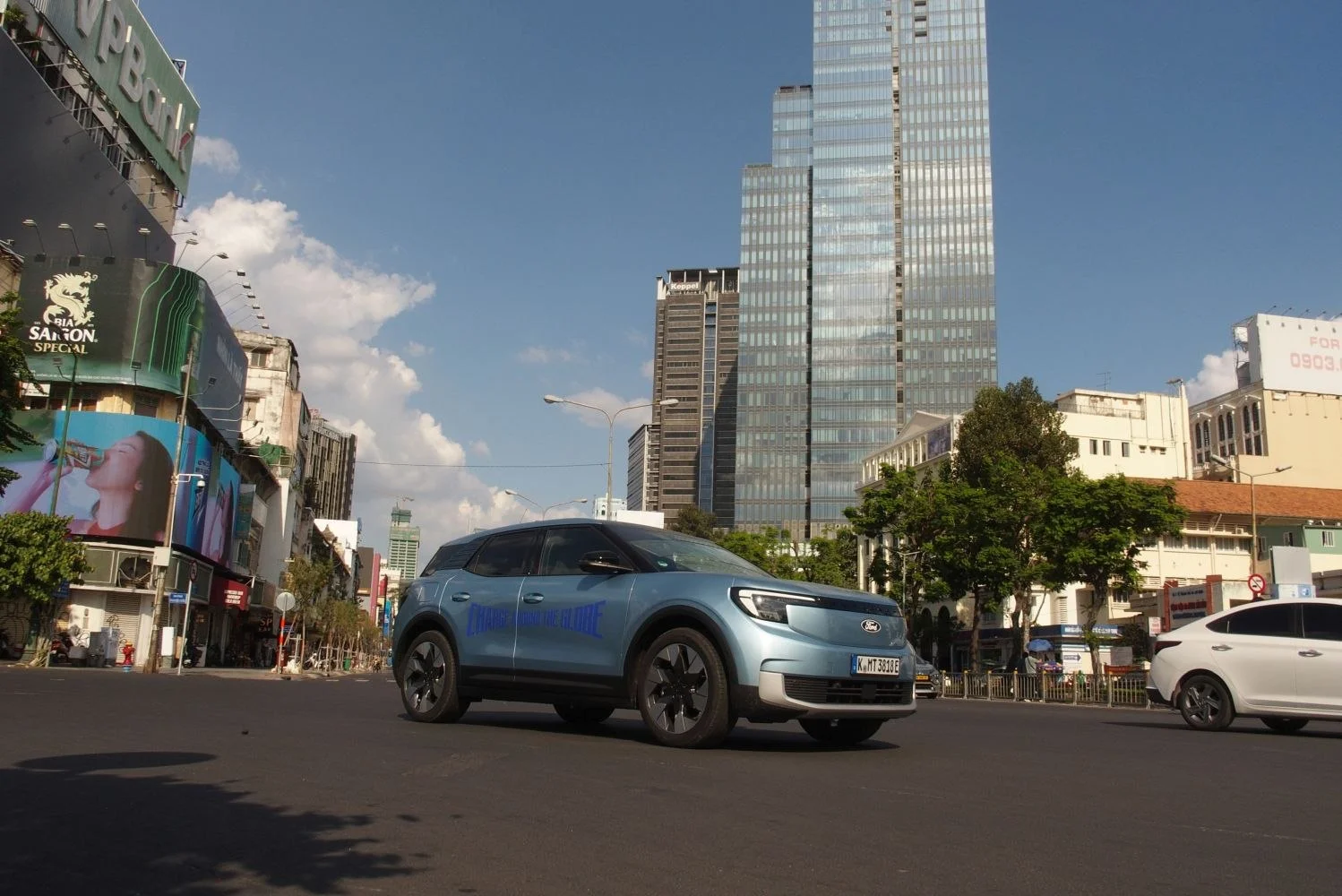 Ford Explorer EV 82 kWh (286 Hp) Extended Range RWD2024 - thumbnail 16