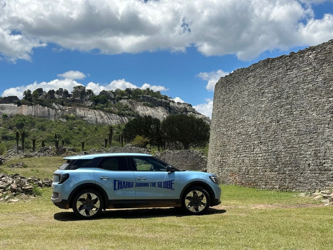 Ford Explorer EV 82 kWh (286 Hp) Extended Range RWD2024 - thumbnail 9