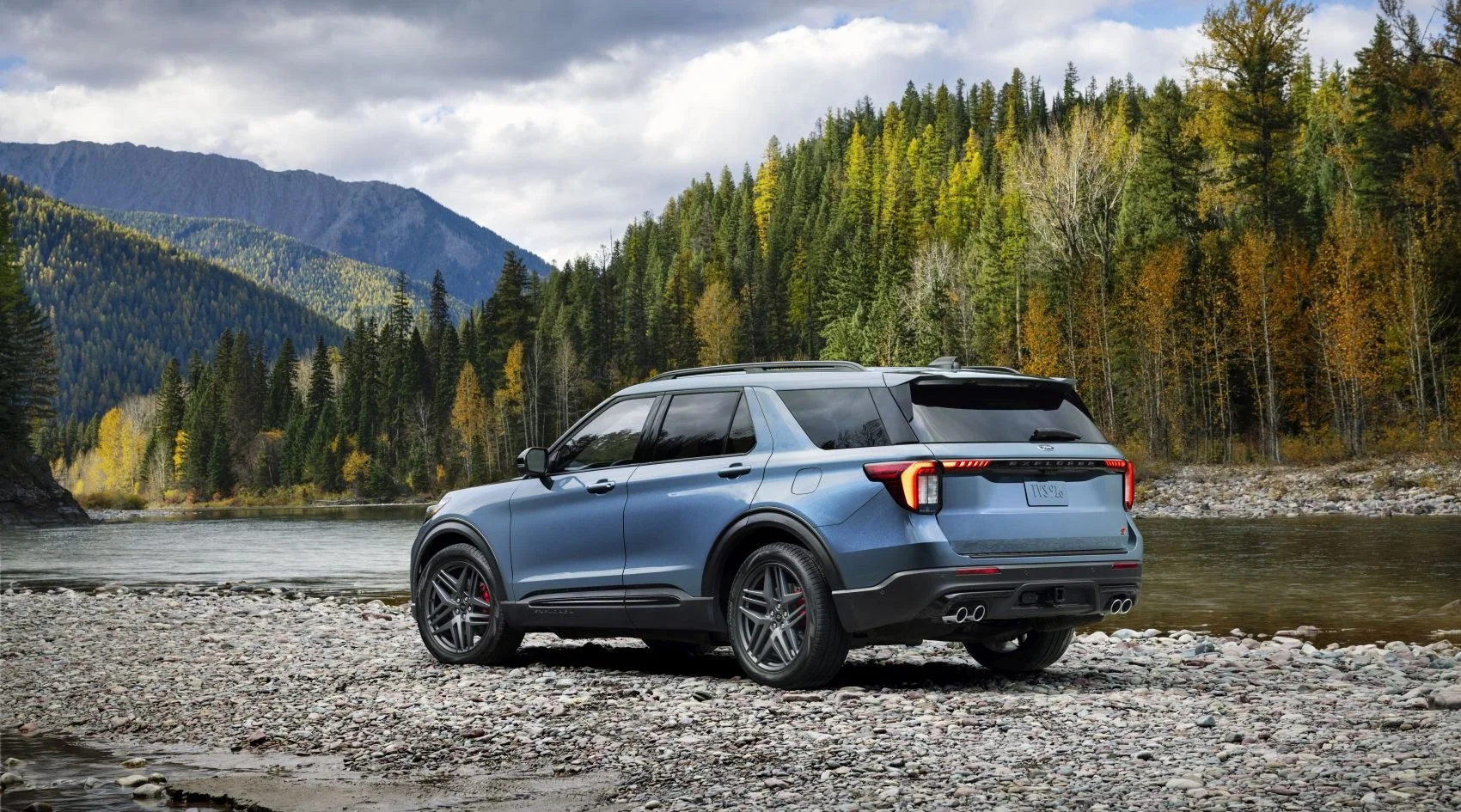 Ford Explorer 2.3 EcoBoost (300 Hp) 4WD Automatic2024 - thumbnail 2
