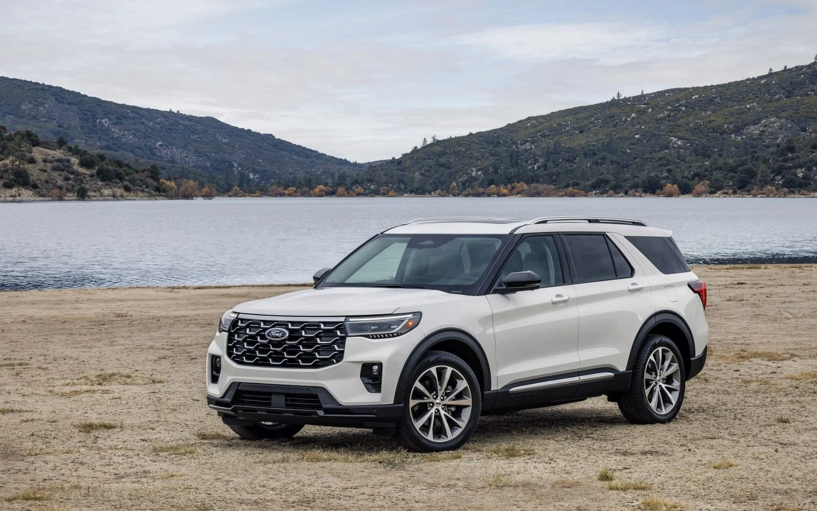 Ford Explorer 2.3 EcoBoost (300 Hp) 4WD Automatic2024 - thumbnail 5