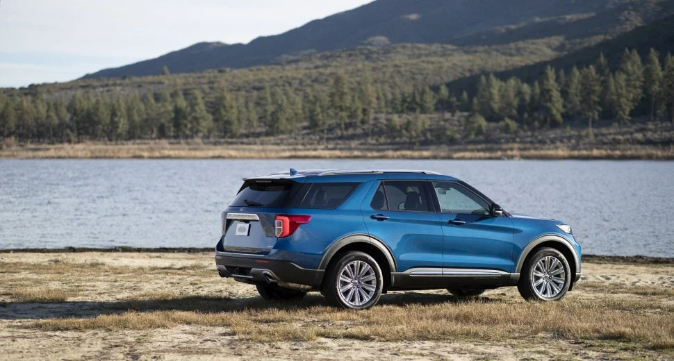 Ford Explorer 2.3 EcoBoost (300 Hp) Automatic2019 - 2024 thumbnail 2