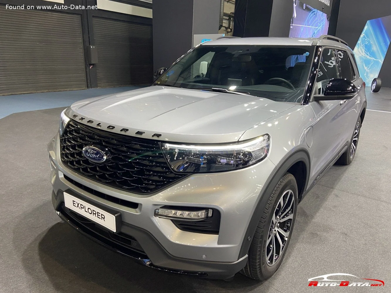 Ford Explorer 2.3 EcoBoost (300 Hp) Automatic2019 - 2024 thumbnail 17