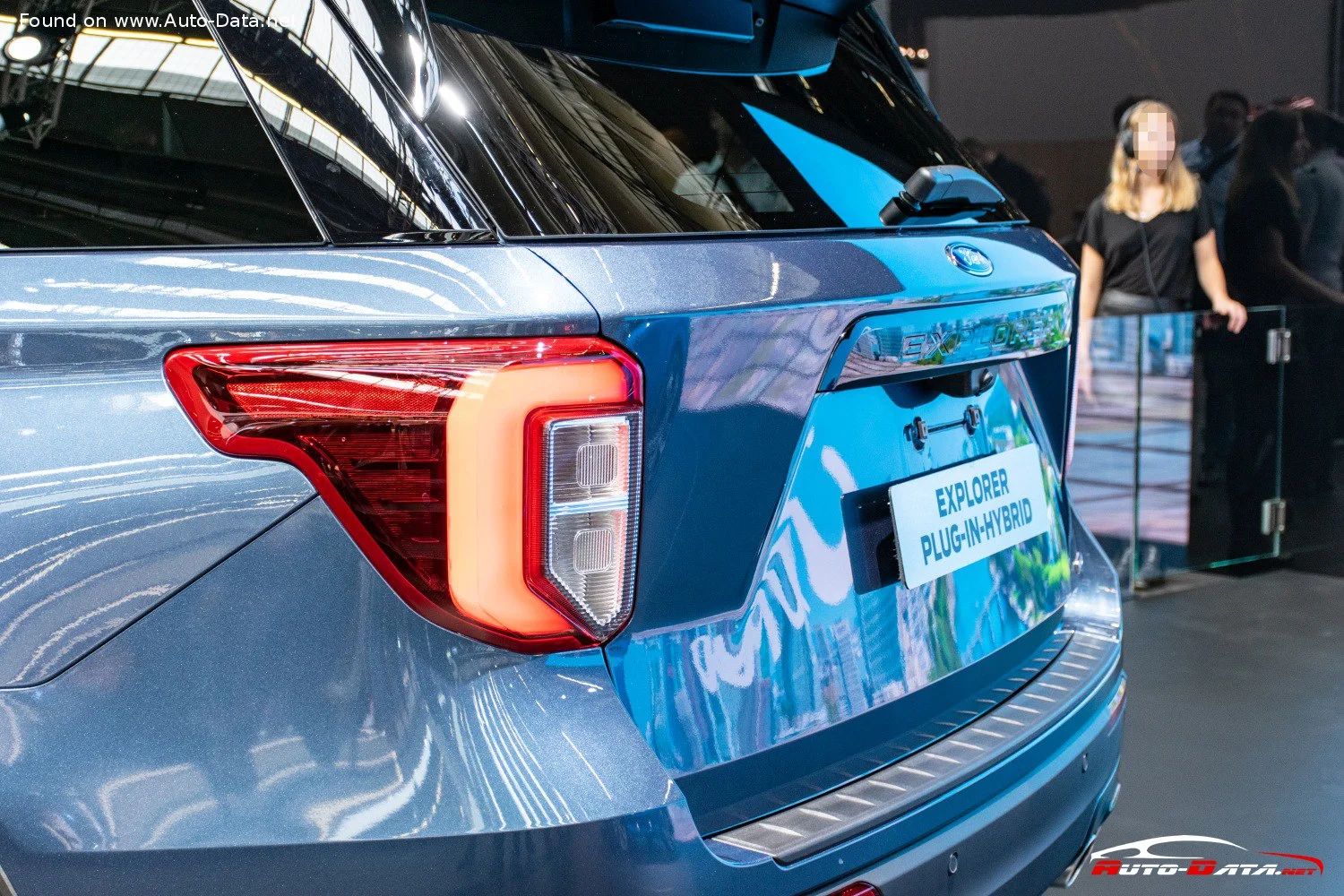 Ford Explorer 2.3 EcoBoost (300 Hp) Automatic2019 - 2024 thumbnail 9