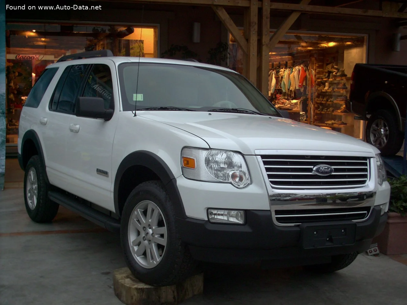 Ford Explorer 4.0 i V6 12V 4WD FFV (212 Hp)2006 - 2010 thumbnail 2