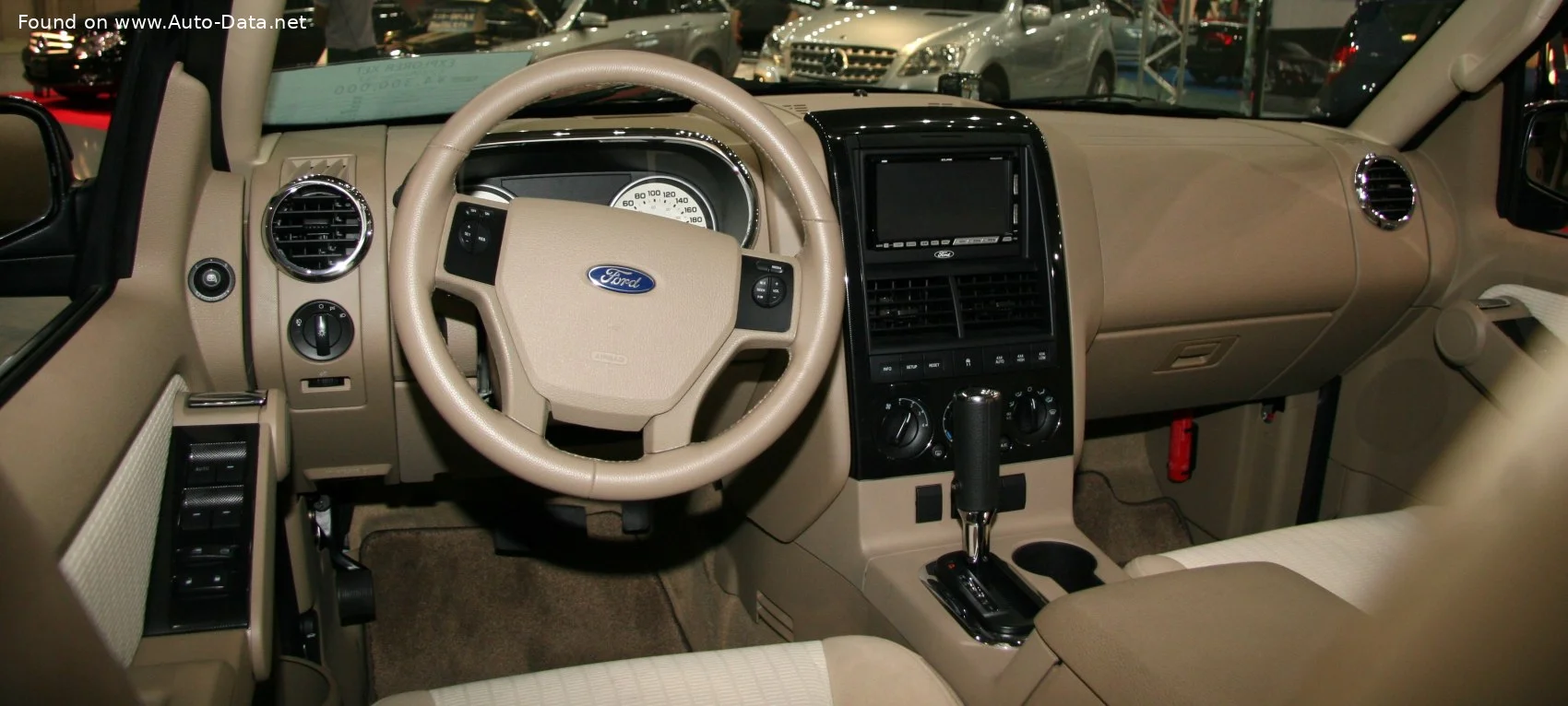 Ford Explorer 4.0 i V6 12V 4WD FFV (212 Hp)2006 - 2010 thumbnail 4