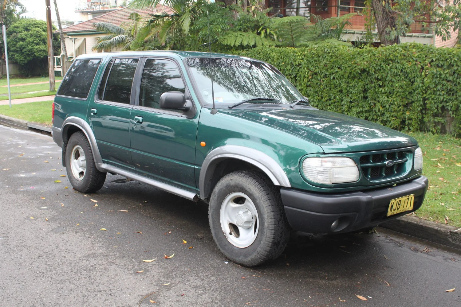 Ford Explorer 4.0 V6 (155 Hp)1995 - 2003 - 1