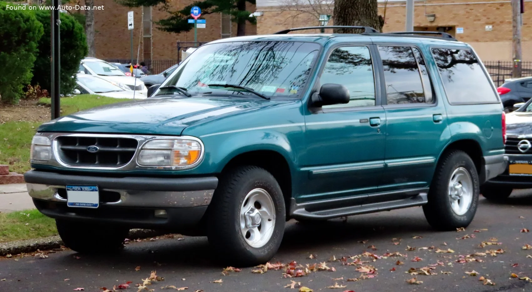 Ford Explorer 4.0 V6 (155 Hp)1995 - 2003 thumbnail 5