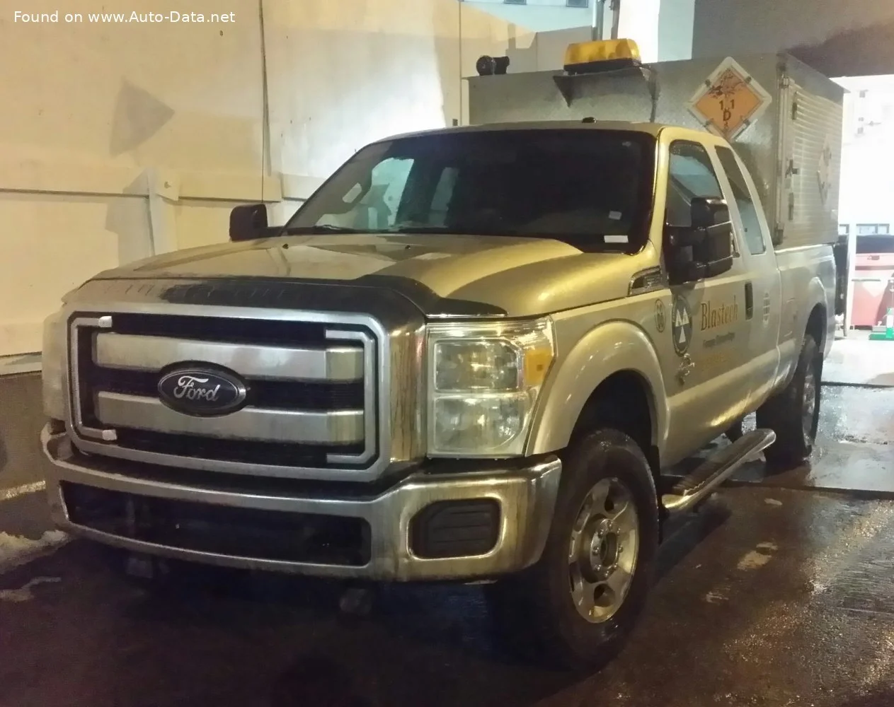 Ford F-350 Super Duty 6.2 V8 (385 Hp) 4x4 Automatic SRW2011 - 2016 - 1