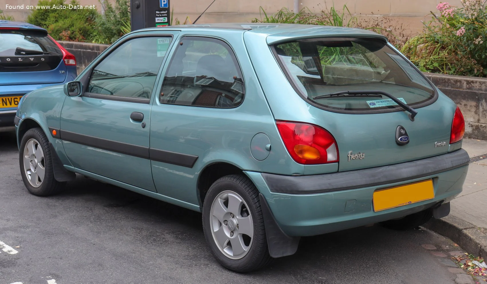 Ford Fiesta 1.25i 16V (75 Hp)1999 - 2001 thumbnail 2