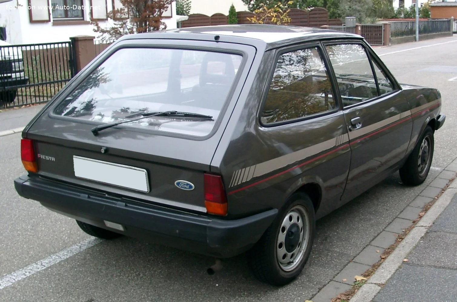 Ford Fiesta 0.9 (40 Hp)1976 - 1983 thumbnail 7