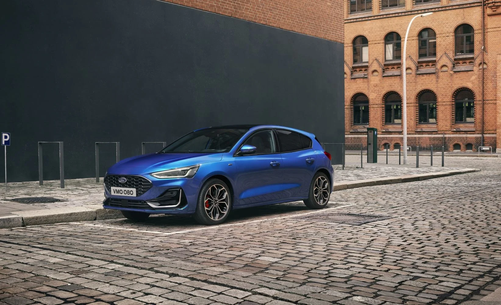 Ford Focus 1.0 EcoBoost (100 Hp)2022 - thumbnail 2