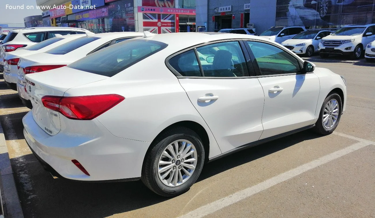 Ford Focus 1.0 EcoBoost (123 Hp)2018 - 2021 thumbnail 3