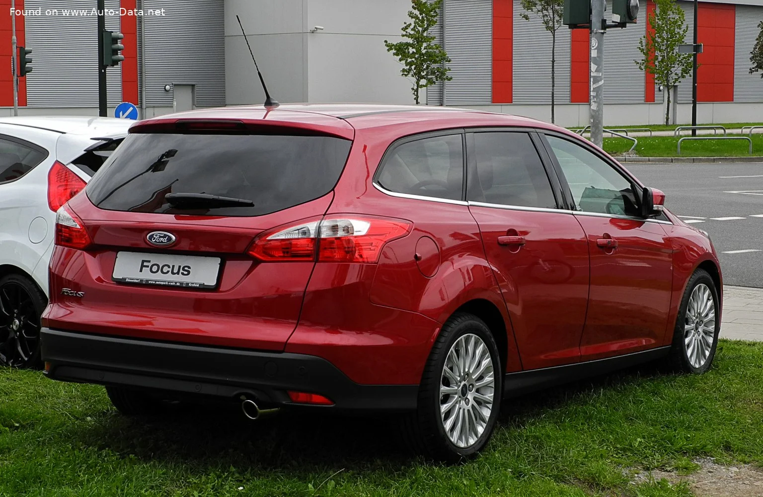 Ford Focus 1.6 EcoBoost (150 Hp)2010 - 2014 thumbnail 3