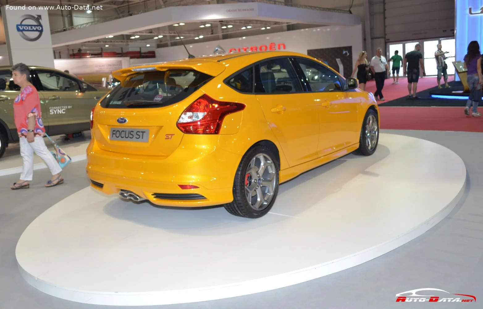 Ford Focus 1.0 EcoBoost (100 Hp) start/stop2010 - 2014 thumbnail 8