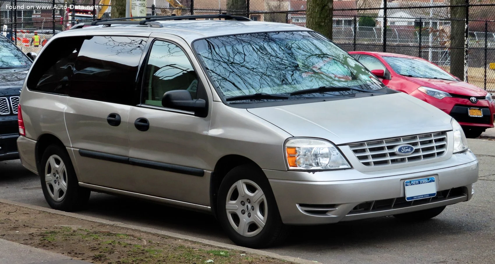 Ford Freestar 3.9 i V6 (195 Hp)2003 - 2007 thumbnail 3
