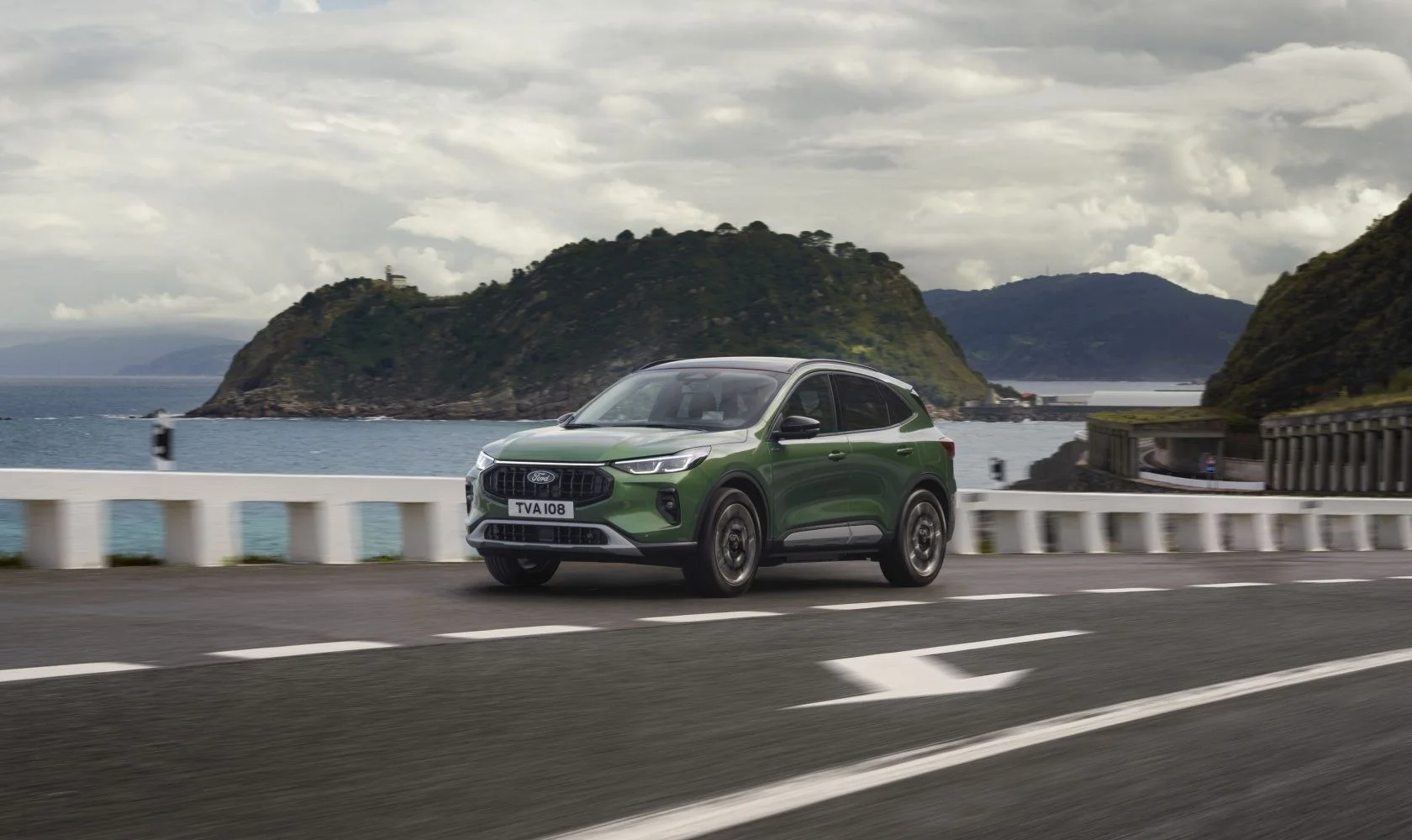 Ford Kuga Active 2.5 (180 Hp) Full Hybrid CVT2024 - thumbnail 4