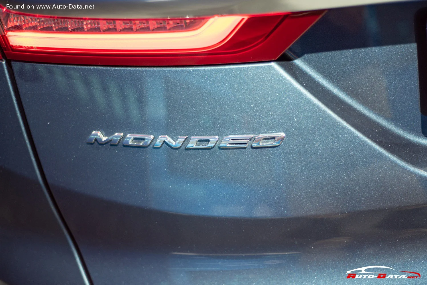 Ford Mondeo 1.5 EcoBoost (165 Hp)2019 - 2019 thumbnail 14