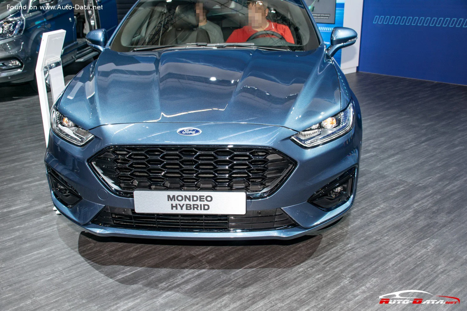 Ford Mondeo 1.5 EcoBoost (165 Hp)2019 - 2019 thumbnail 6