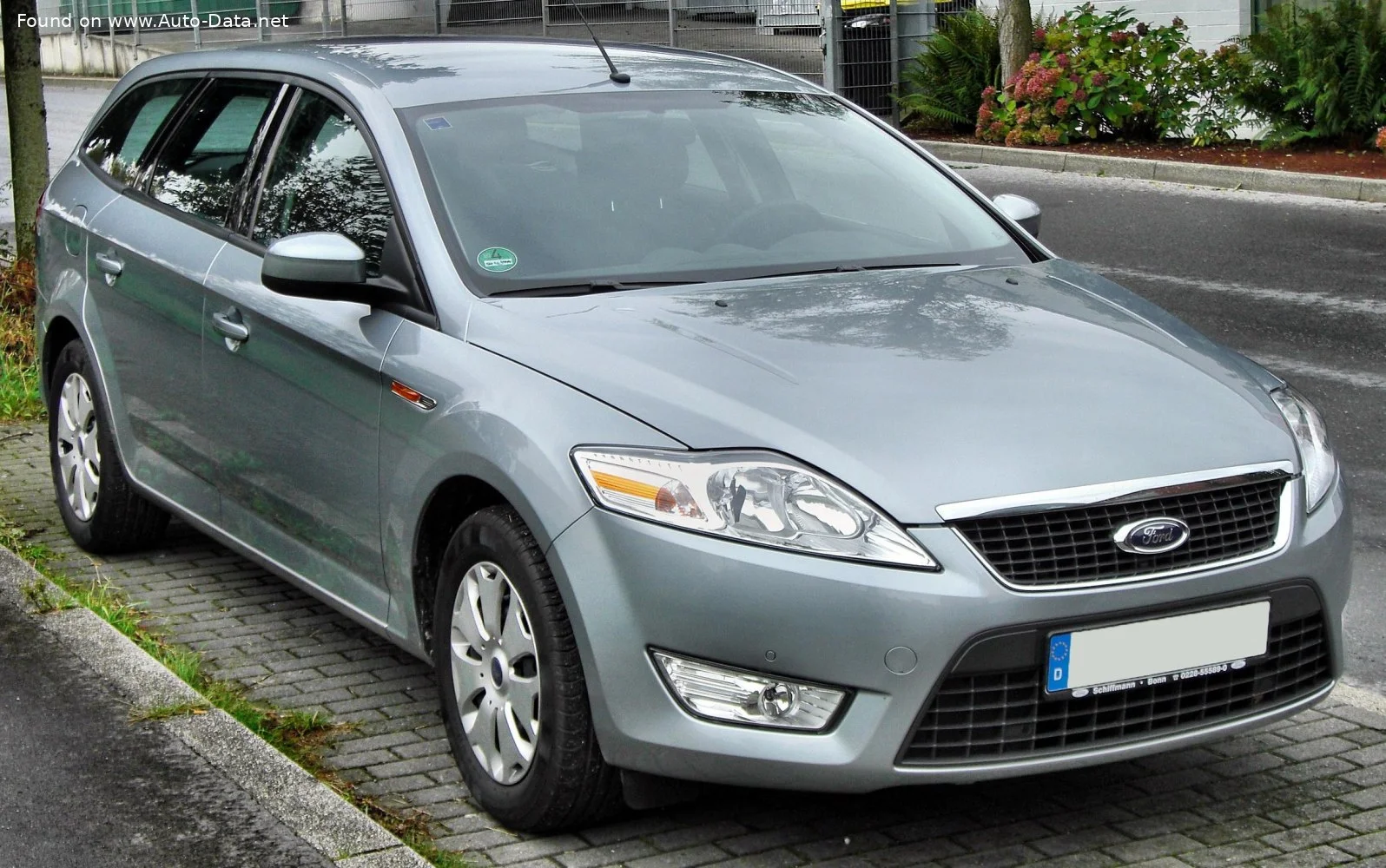 Ford Mondeo 1.6 i 16V (110 Hp)2007 - 2010 thumbnail 3