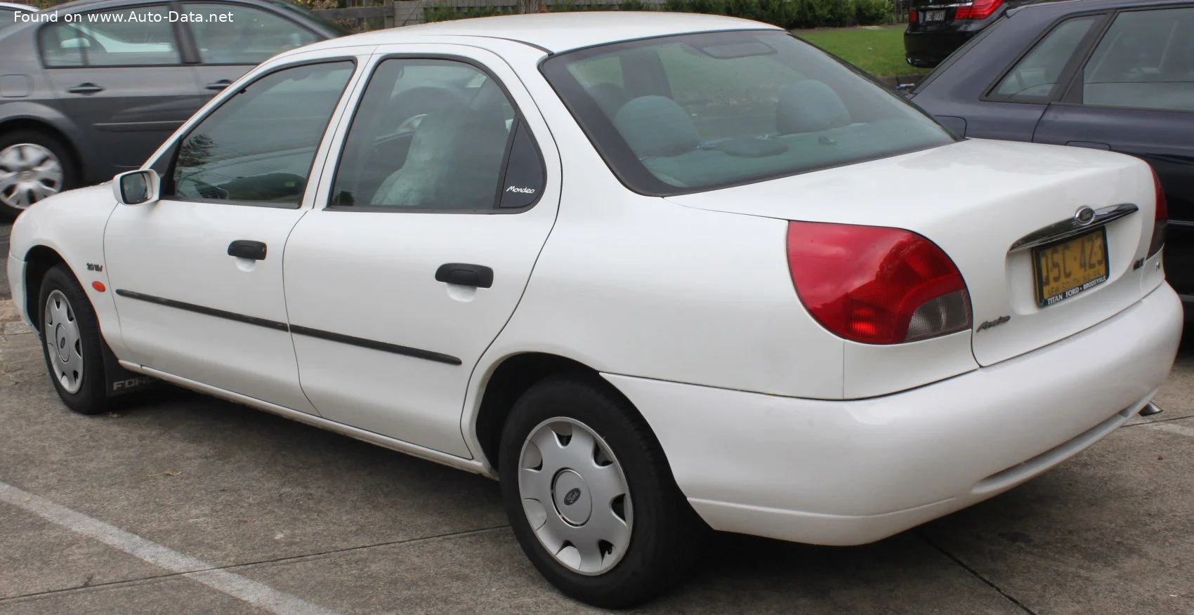 Ford Mondeo 1.6 i 16V (95 Hp)1998 - 2001 thumbnail 2