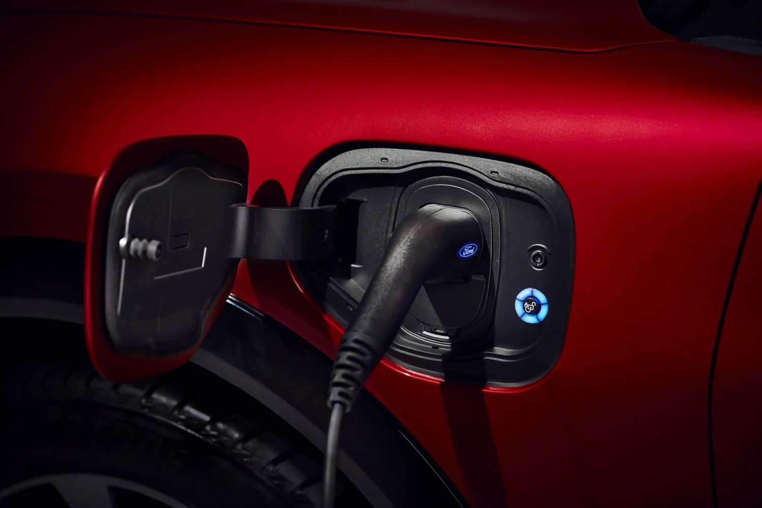 Ford Mustang Mach-E Extended Range 98.7 kWh (294 Hp)2020 - thumbnail 8