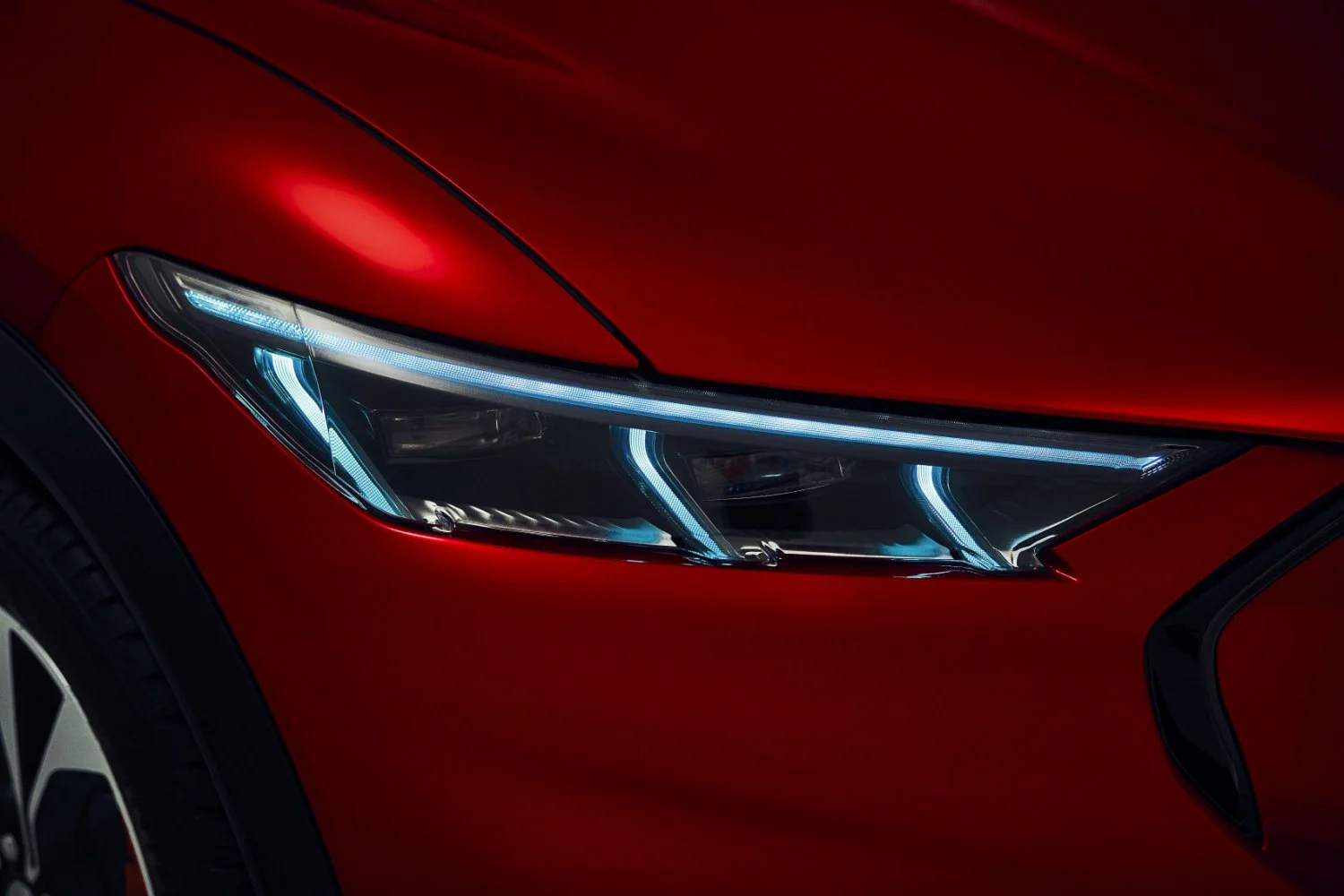 Ford Mustang Mach-E Extended Range 98.7 kWh (294 Hp)2020 - thumbnail 10