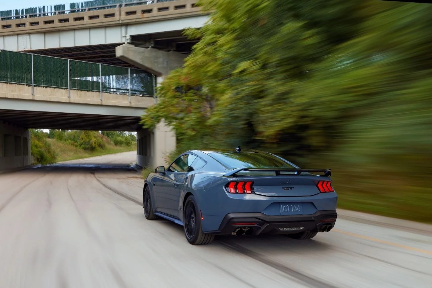 Ford Mustang 2.3 EcoBoost (315 Hp) SelectShift2023 - thumbnail 3