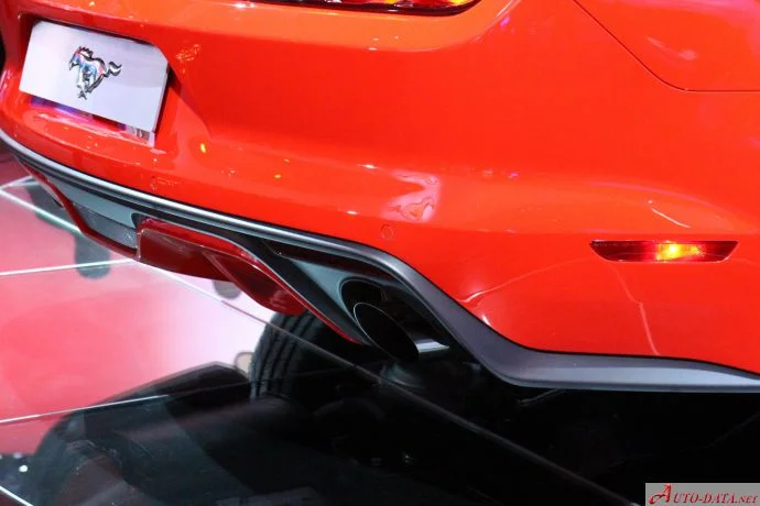 Ford Mustang 2.3 EcoBoost (309 Hp)2015 - 2017 thumbnail 8