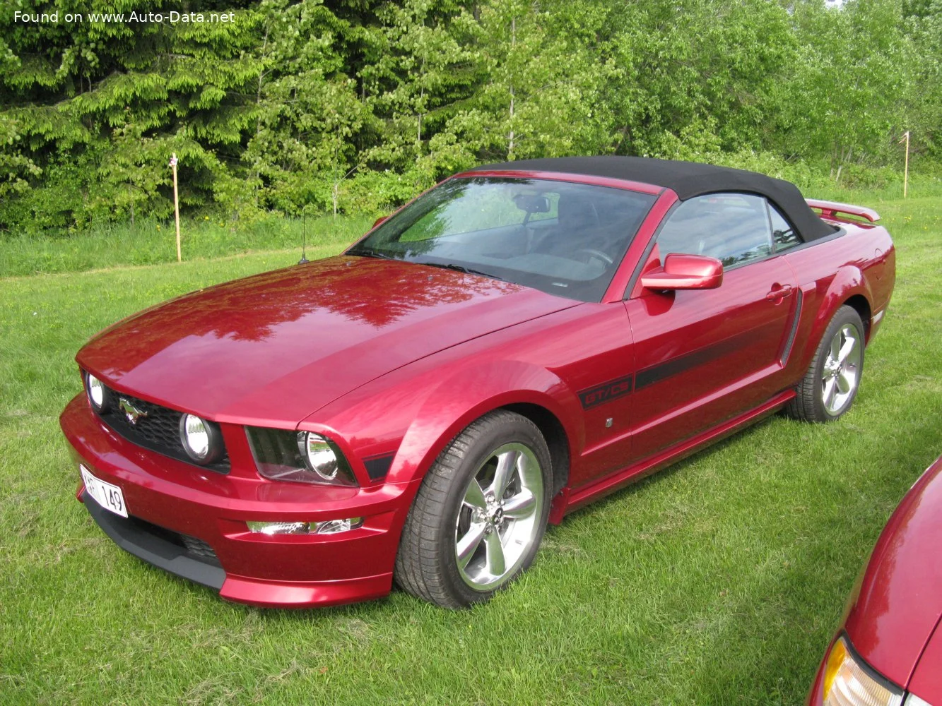 Ford Mustang Ford Mustang Convertible V