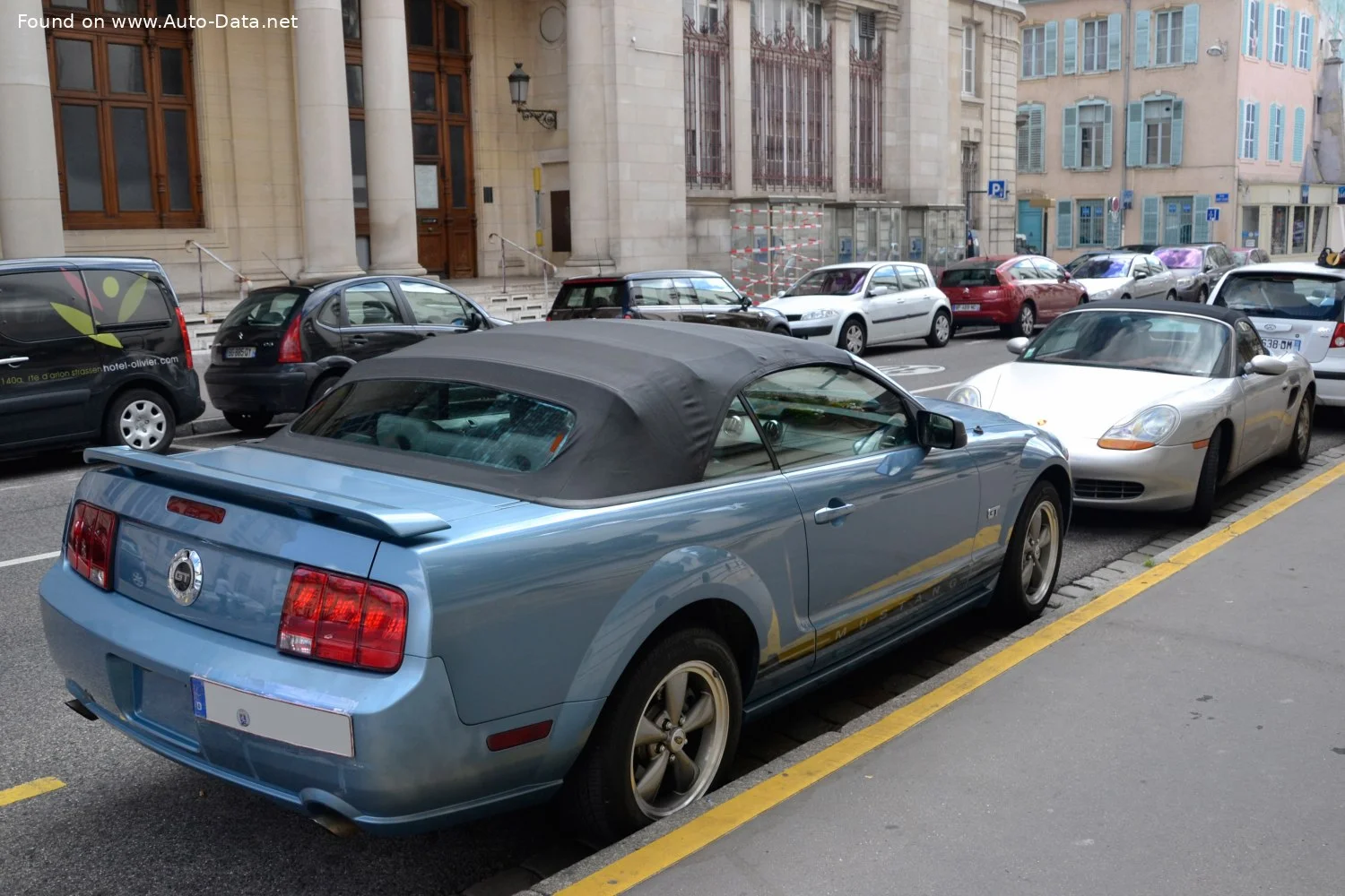 Ford Mustang 4.0 i V6 12V (212 Hp)2005 - 2009 thumbnail 4