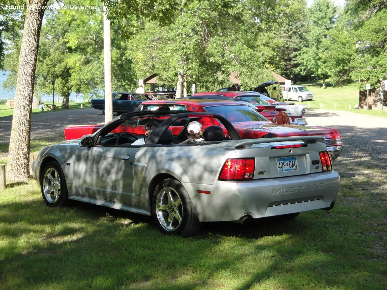 Ford Mustang 3.8 V6 (147 Hp)1993 - 1997 thumbnail 3