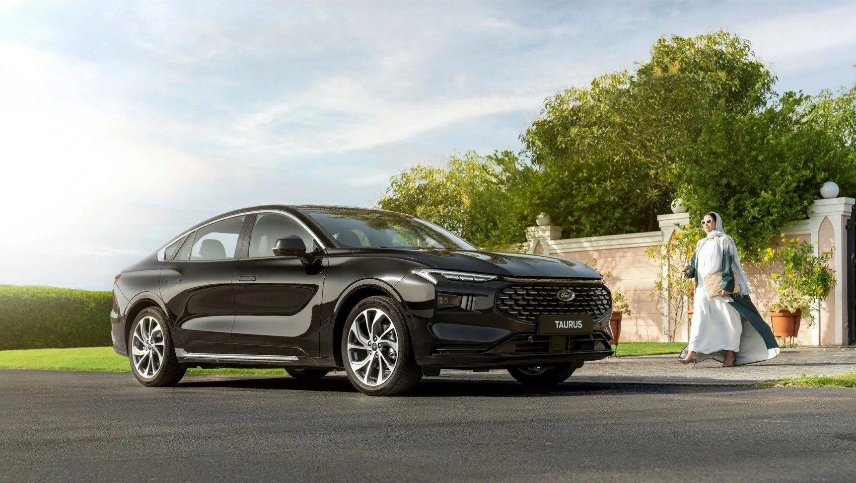 Ford Taurus 2.0L GTDI (232 Hp) Automatic2022 - thumbnail 9