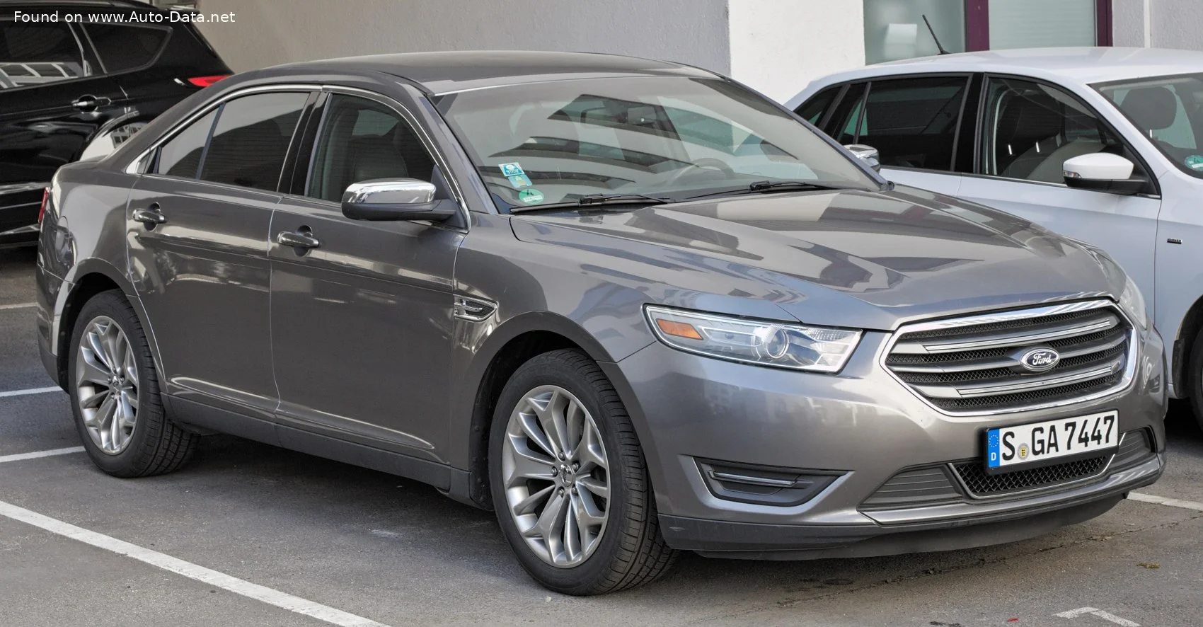 Ford Taurus 2.0 EcoBoost (240 Hp) Automatic2013 - 2019 thumbnail 3