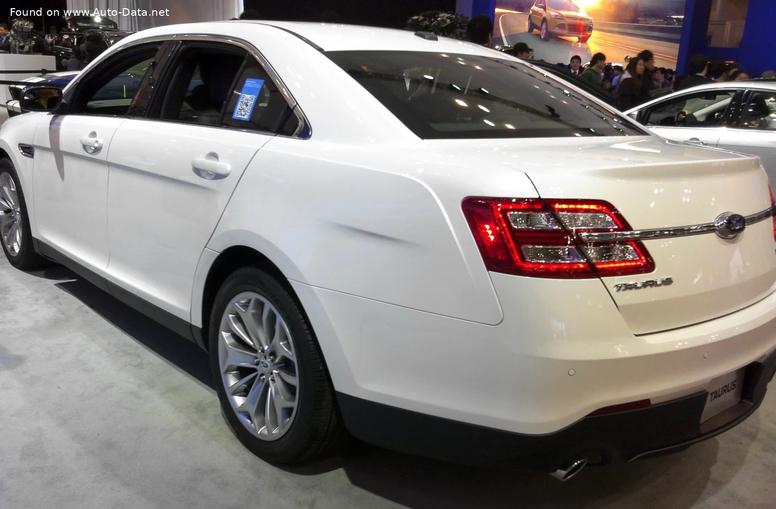 Ford Taurus 2.0 EcoBoost (240 Hp) Automatic2013 - 2019 thumbnail 5
