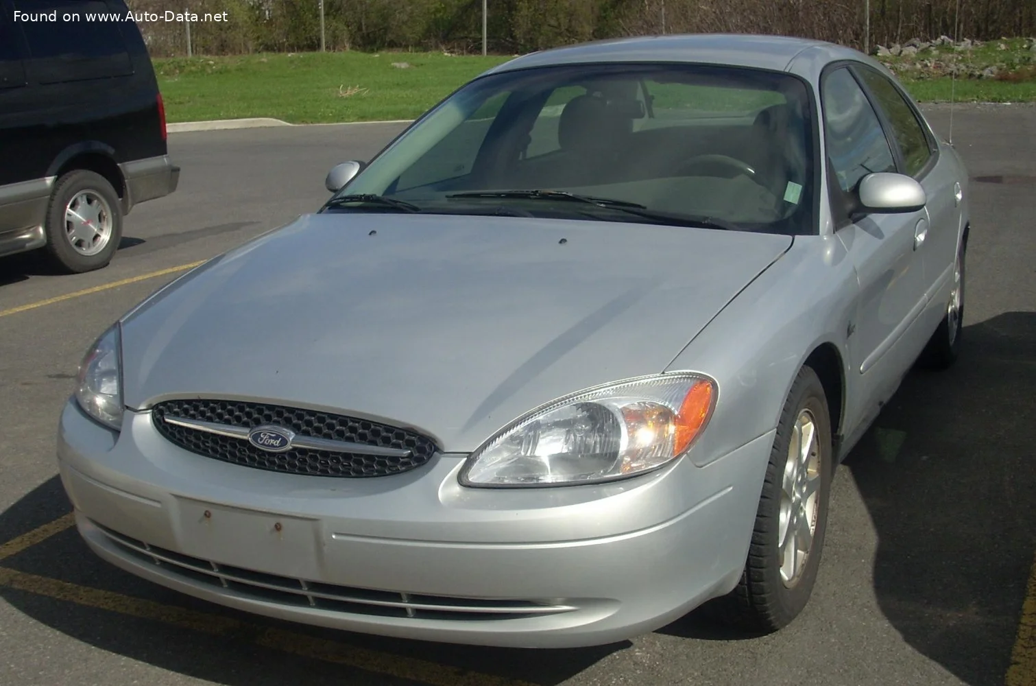 Ford Taurus 3.0 V6 (155 Hp) Automatic2000 - 2007 thumbnail 2
