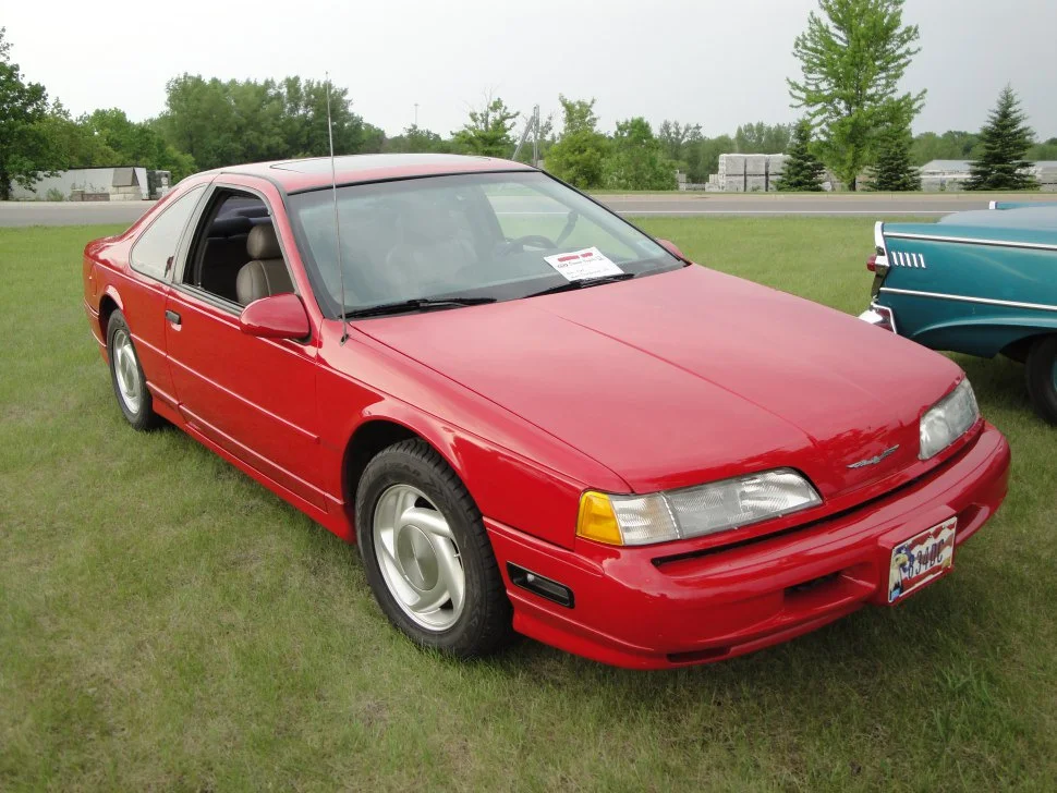 Ford Thunderbird 3.8 i V6 (141 Hp)1988 - 1997 - 1